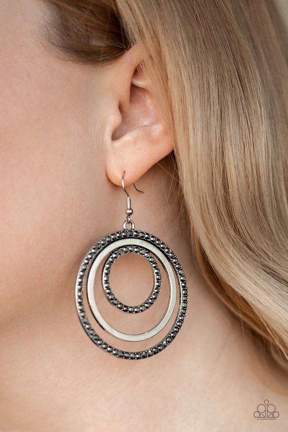 Paparazzi Rippling Refinement Silver Earrings - Glitzygals5dollarbling Paparazzi Boutique 