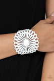 Paparazzi Wildflower Garden White Wrap Snap Urban Bracelet - Glitzygals5dollarbling Paparazzi Boutique 
