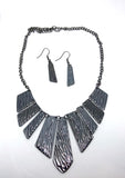 Paparazzi Texture Tigress Black Necklace Exclusive - Glitzygals5dollarbling Paparazzi Boutique 